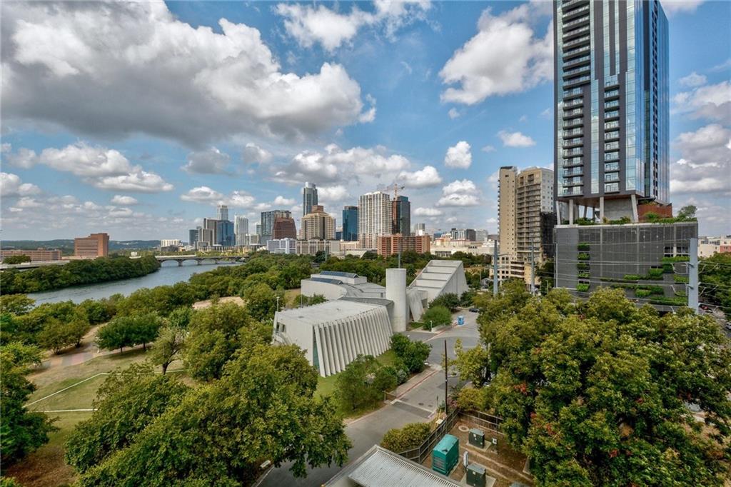 54 Rainey St Unit #1018